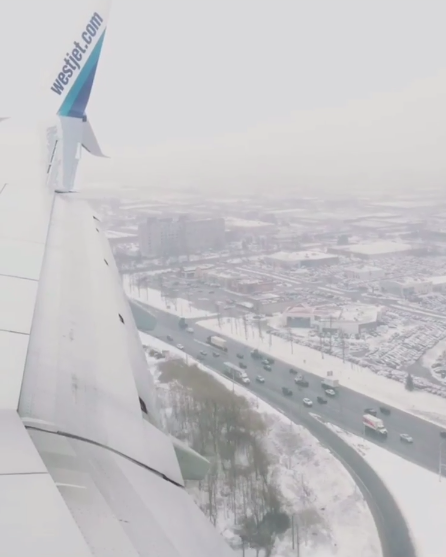 What to expect while flying during the holiday season
